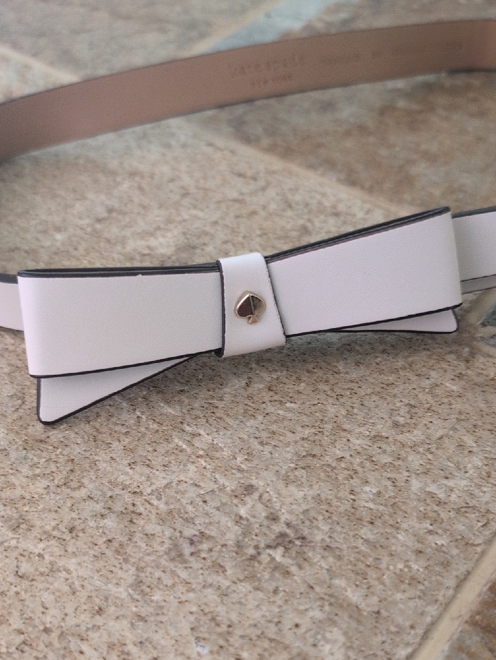 kate spade Off white bow leather belt with gold spade stud.